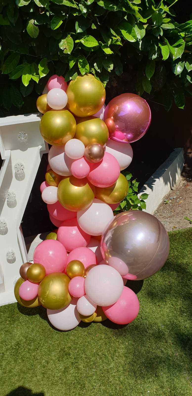 Balloon_Garlands_And_Arches_069