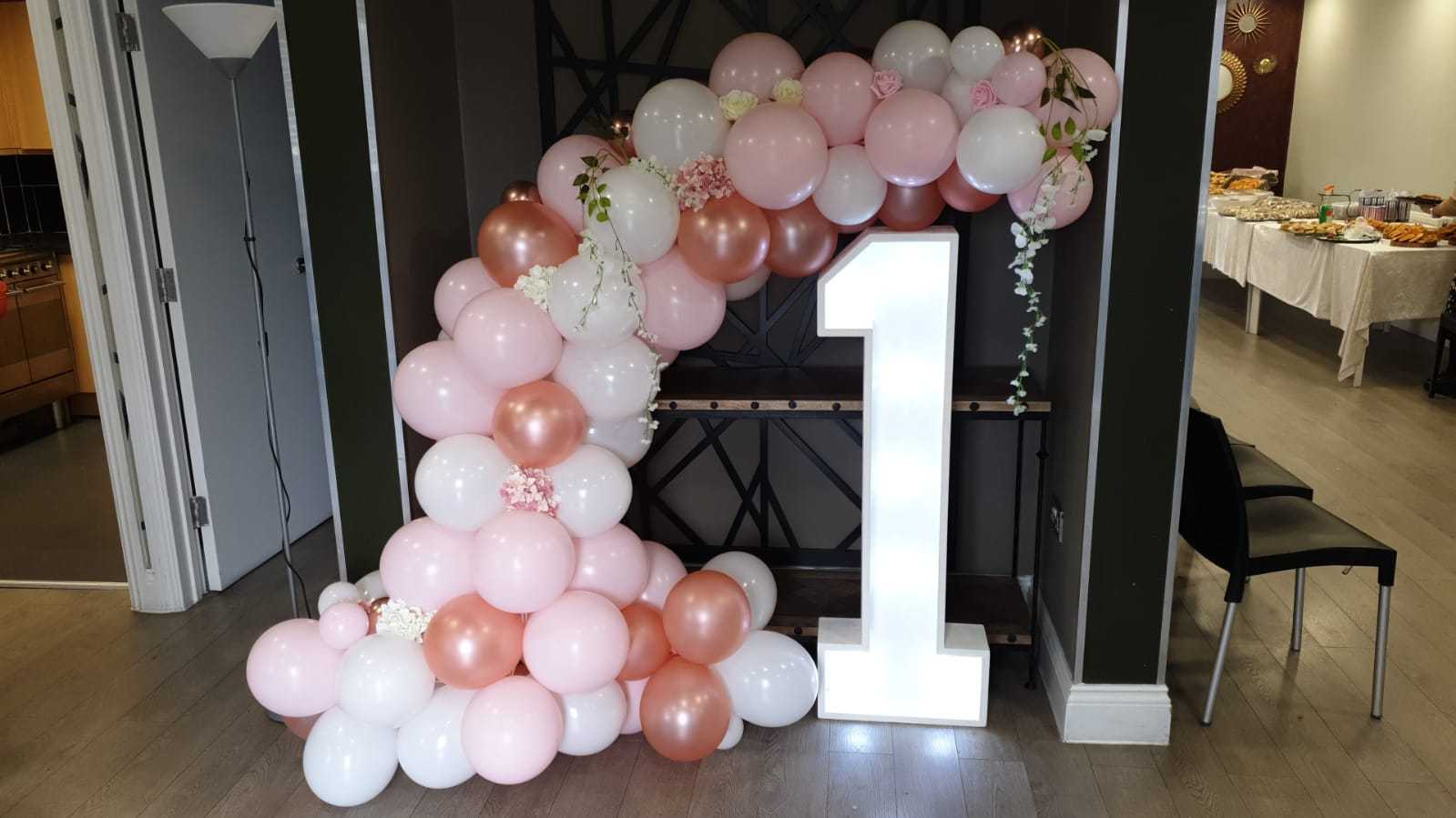 Balloon_Garlands_And_Arches_099