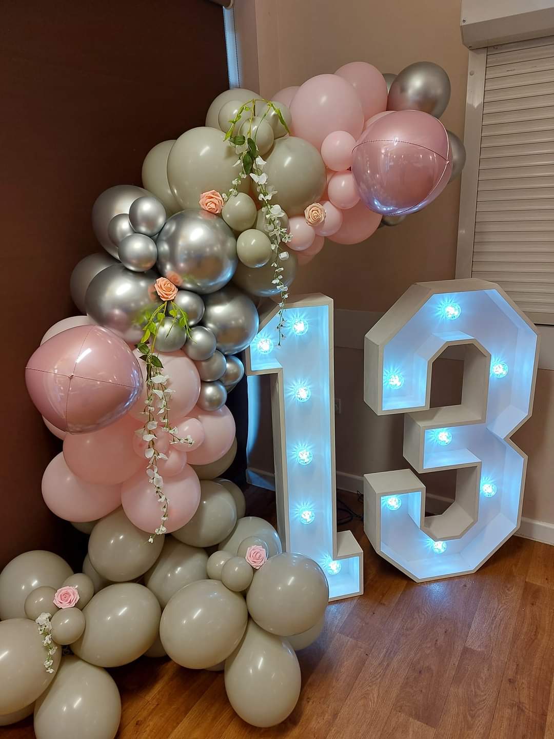 Balloon_Garlands_And_Arches_119