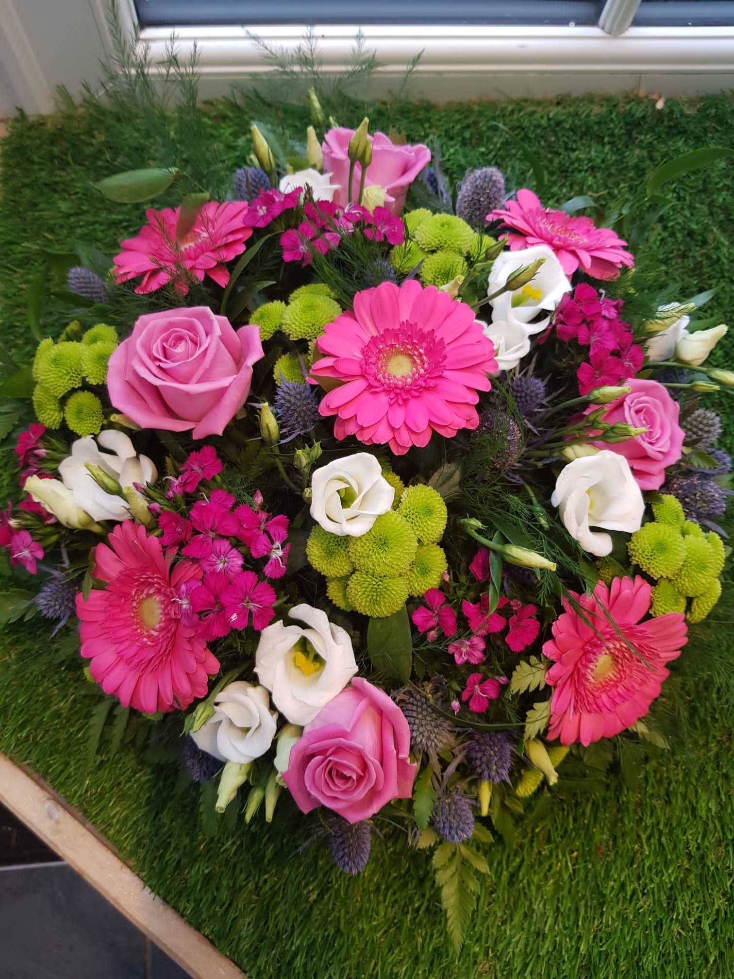 Funeral_Flowers_Grave_Posy