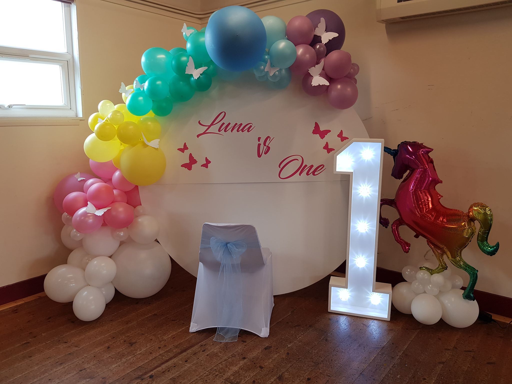 Balloon_Garlands_And_Arches
